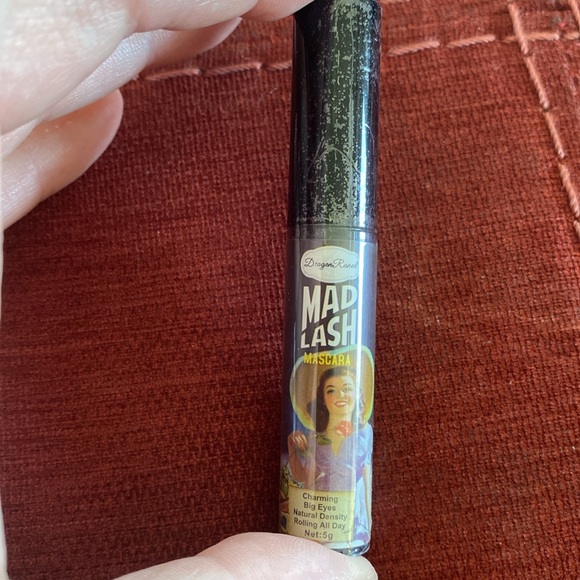 RESTOCKED🆕Mad Lash- Purple Mascara - Picture 3 of 7